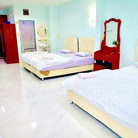 Ranong Boutique Hotel And Mall Εξωτερικό φωτογραφία